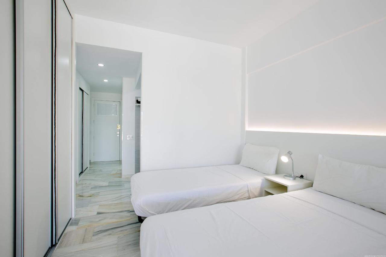 Blue Estudio - La Caleta Apartment Адехе Екстериор снимка