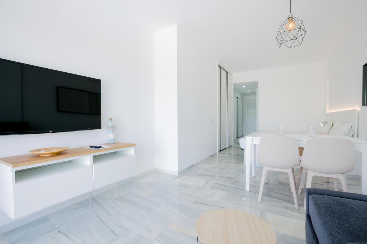 Blue Estudio - La Caleta Apartment Адехе Екстериор снимка